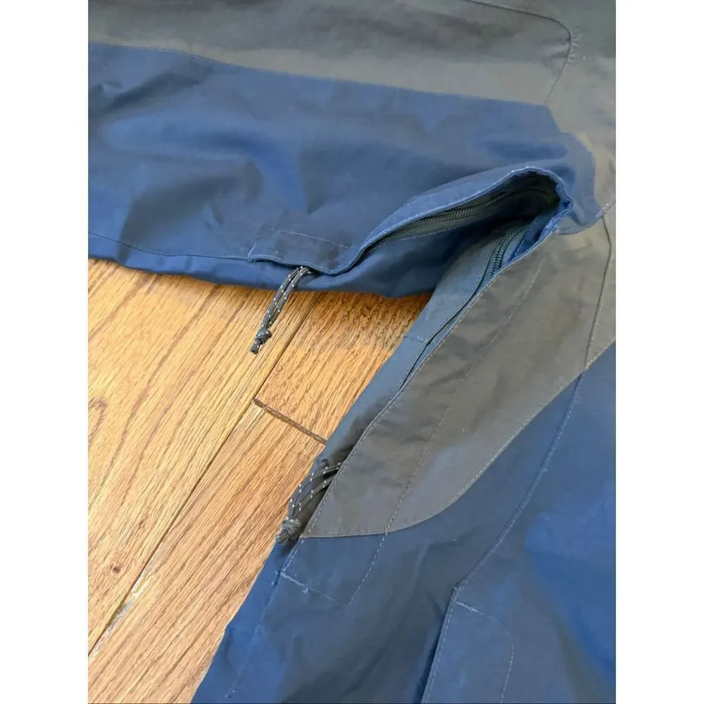 The North Face Hyvent shell jacket size large grey and navy